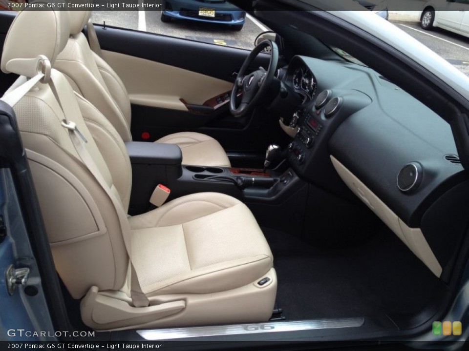 Light Taupe Interior Photo for the 2007 Pontiac G6 GT Convertible #79000195