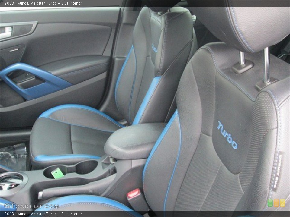Blue Interior Photo for the 2013 Hyundai Veloster Turbo #79001531