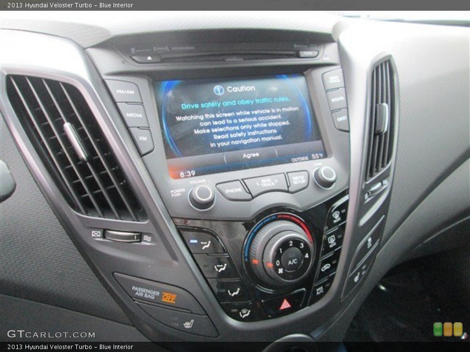 Blue Interior Controls for the 2013 Hyundai Veloster Turbo #79001611