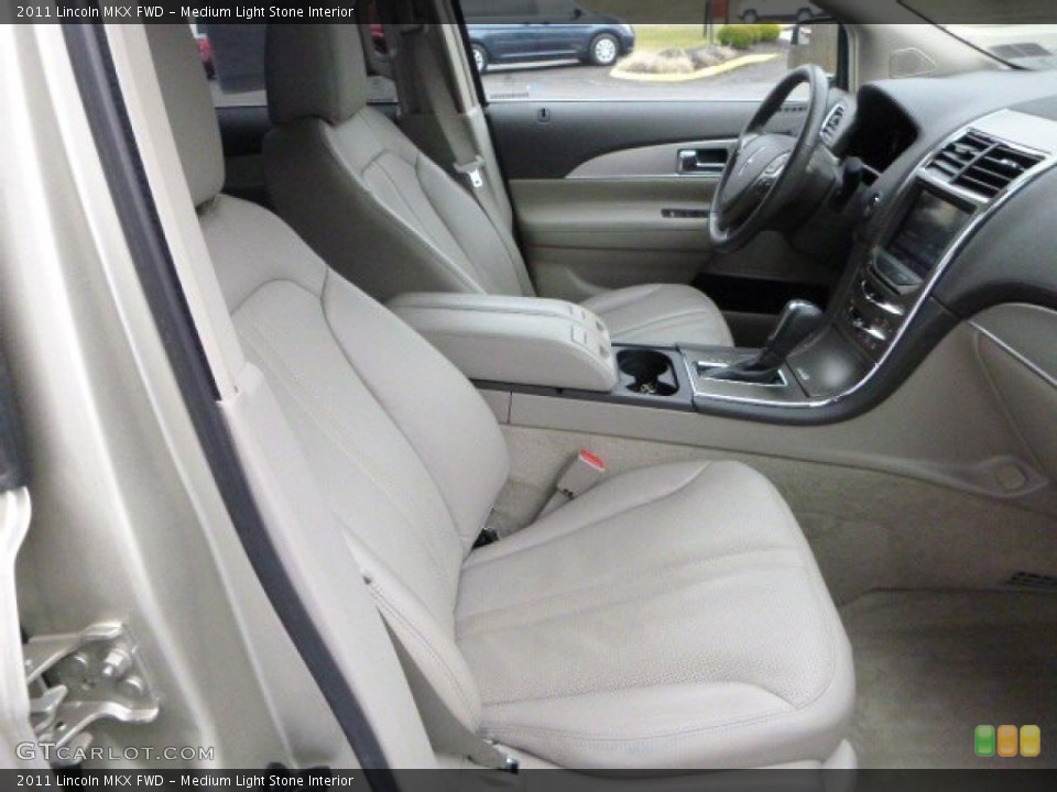 Medium Light Stone Interior Photo for the 2011 Lincoln MKX FWD #79010456