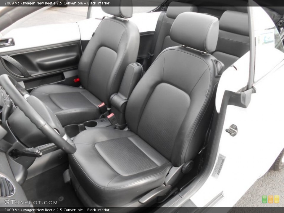 Black Interior Front Seat for the 2009 Volkswagen New Beetle 2.5 Convertible #79015018