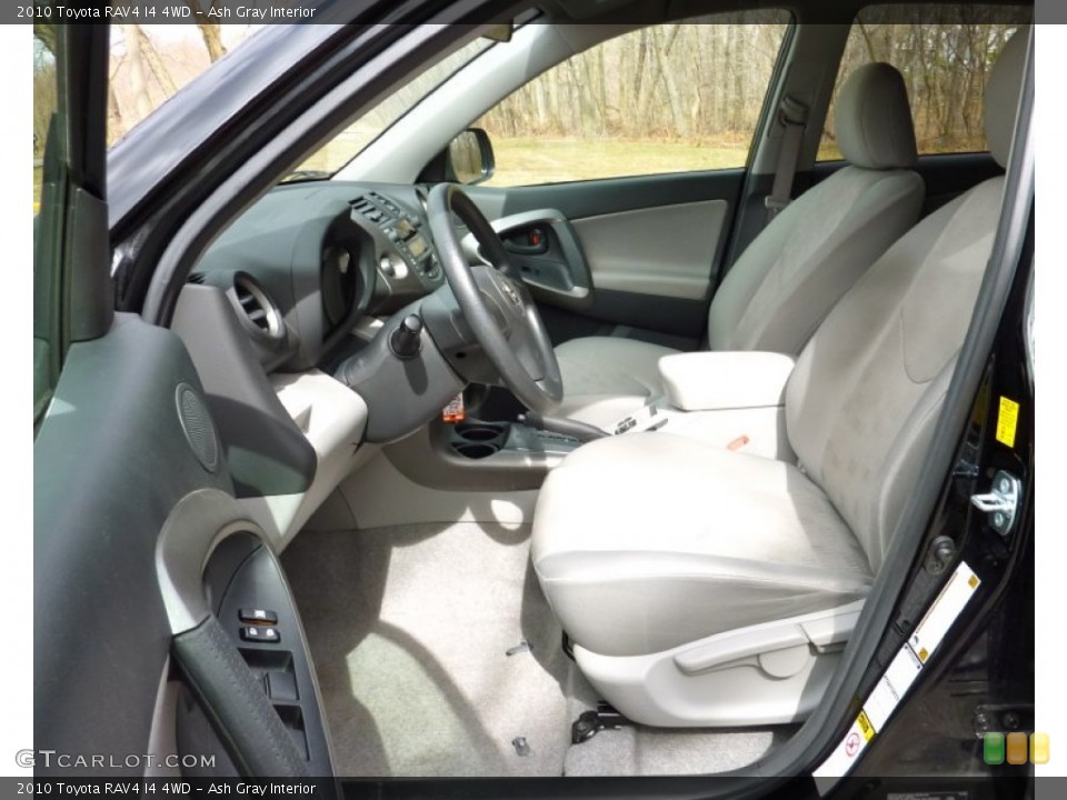 Ash Gray Interior Photo for the 2010 Toyota RAV4 I4 4WD #79018309