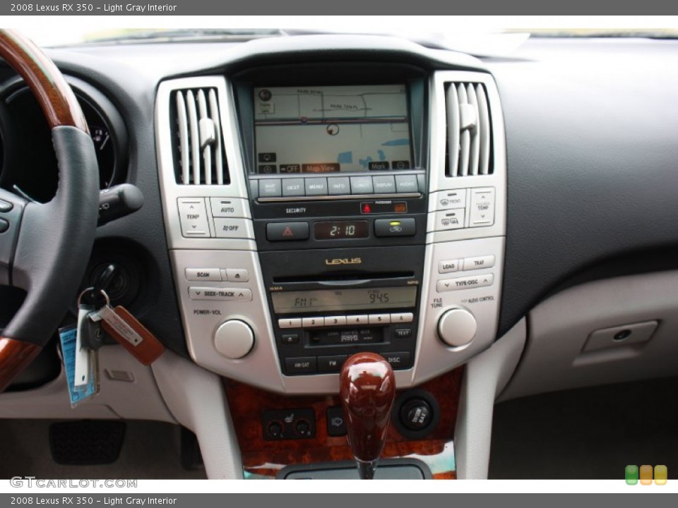 Light Gray Interior Controls for the 2008 Lexus RX 350 #79030888