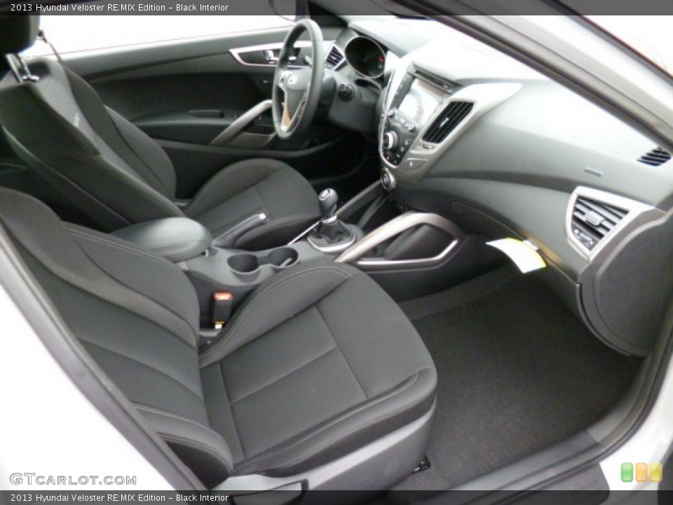 Black Interior Photo for the 2013 Hyundai Veloster RE:MIX Edition #79043416