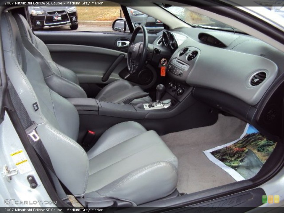 Medium Gray Interior Photo for the 2007 Mitsubishi Eclipse SE Coupe #79056577