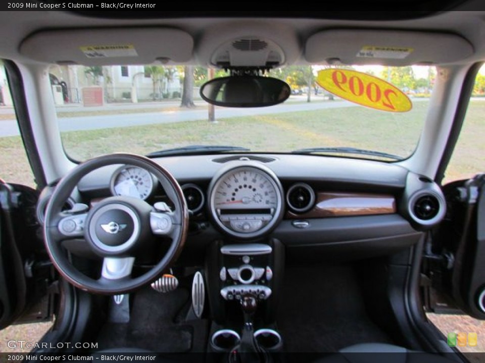 Black/Grey Interior Dashboard for the 2009 Mini Cooper S Clubman #79062892