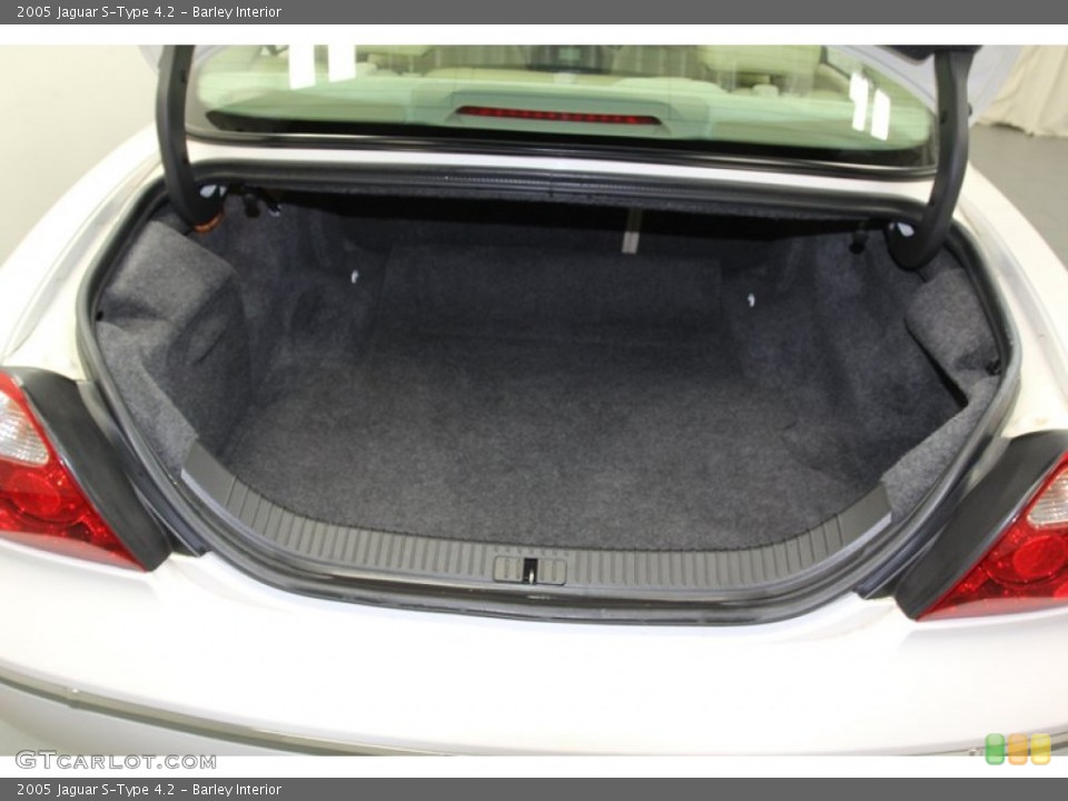 Barley Interior Trunk for the 2005 Jaguar S-Type 4.2 #79086259