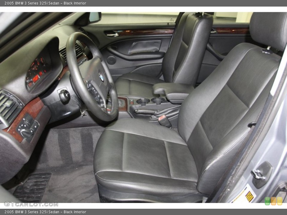 Black Interior Photo for the 2005 BMW 3 Series 325i Sedan #79090006