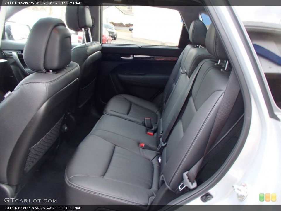 Black Interior Rear Seat for the 2014 Kia Sorento SX V6 AWD #79097570