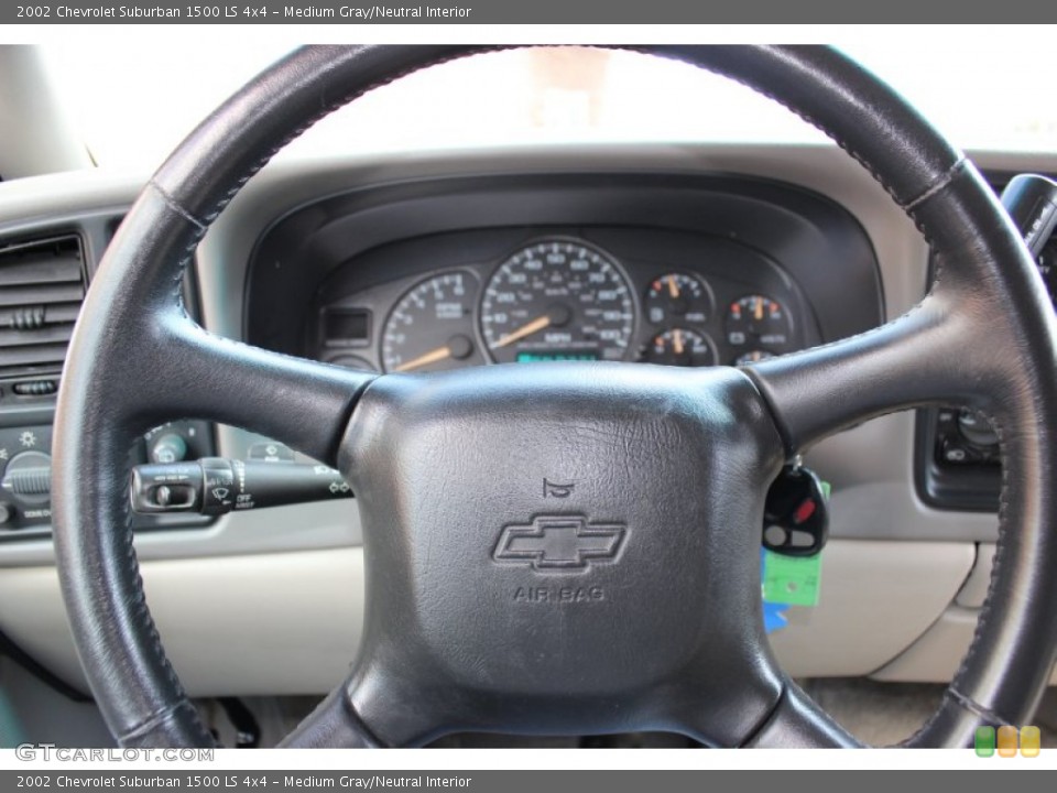 Medium Gray/Neutral Interior Steering Wheel for the 2002 Chevrolet Suburban 1500 LS 4x4 #79104718