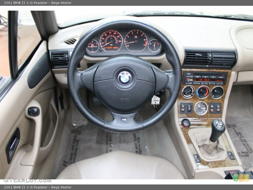 Beige Interior Dashboard for the 2001 BMW Z3 3.0i Roadster #79106382