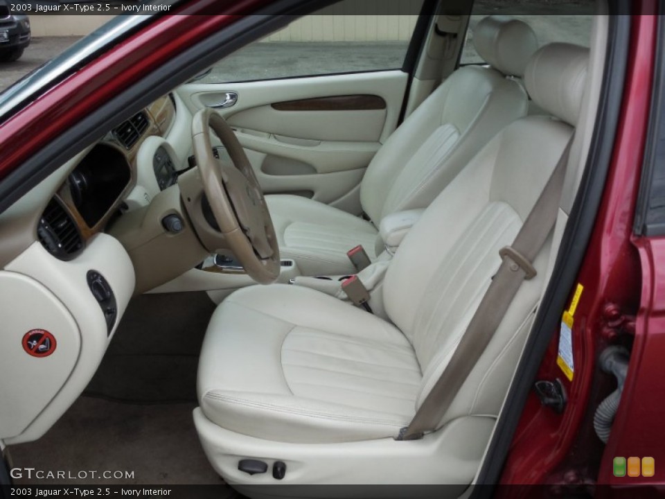 Ivory Interior Photo for the 2003 Jaguar X-Type 2.5 #79106638