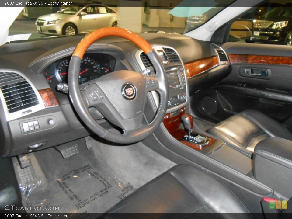 Ebony Interior Photo for the 2007 Cadillac SRX V6 #79110977