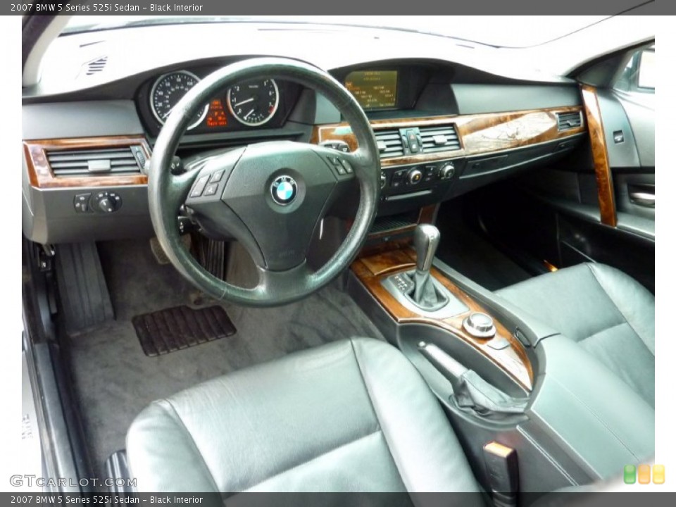 Black Interior Prime Interior for the 2007 BMW 5 Series 525i Sedan #79115814