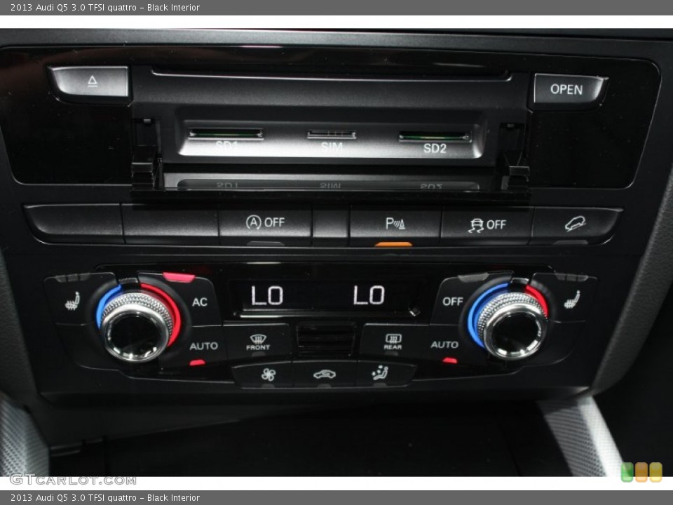 Black Interior Controls for the 2013 Audi Q5 3.0 TFSI quattro #79115977