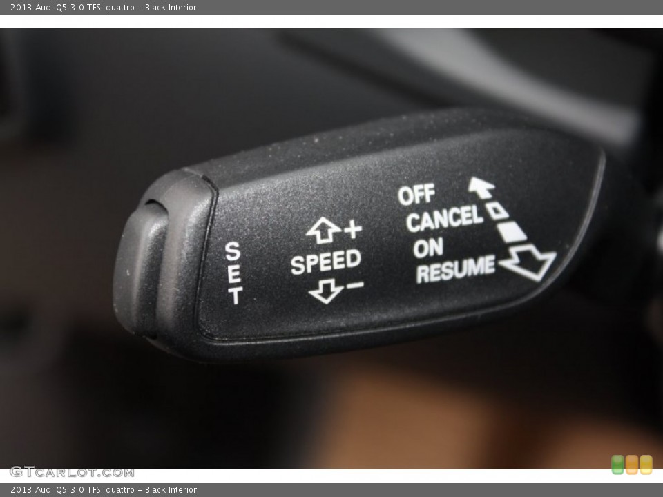 Black Interior Controls for the 2013 Audi Q5 3.0 TFSI quattro #79116076