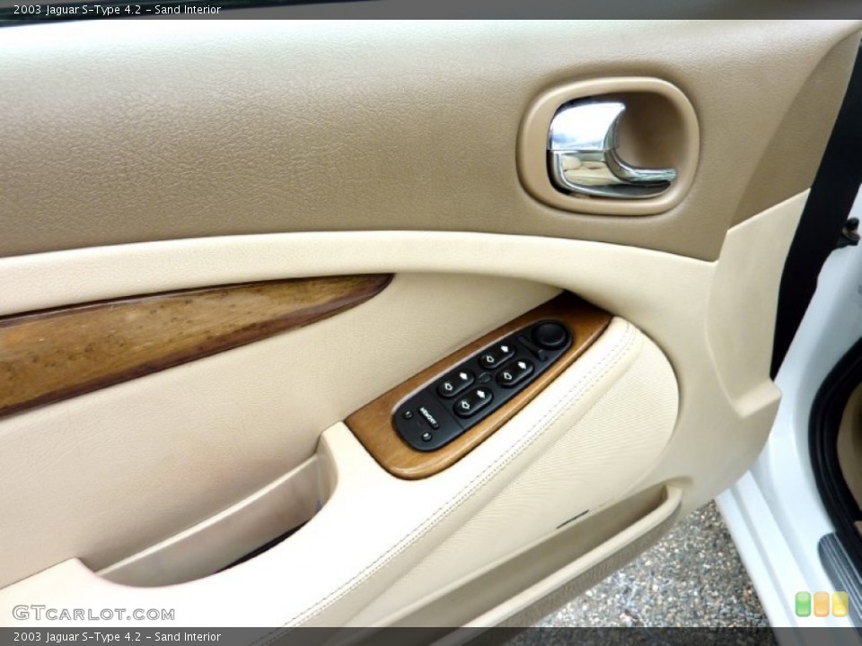 Sand Interior Controls for the 2003 Jaguar S-Type 4.2 #79116253