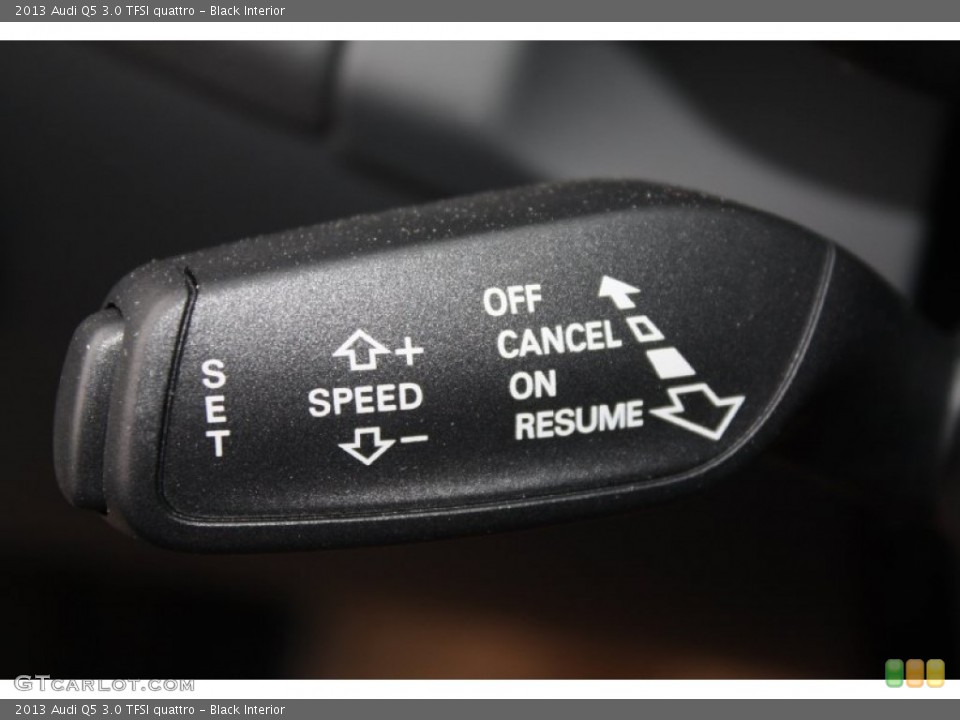 Black Interior Controls for the 2013 Audi Q5 3.0 TFSI quattro #79117189