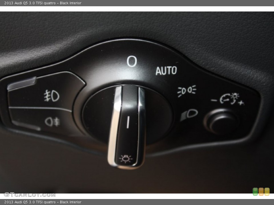 Black Interior Controls for the 2013 Audi Q5 3.0 TFSI quattro #79117207