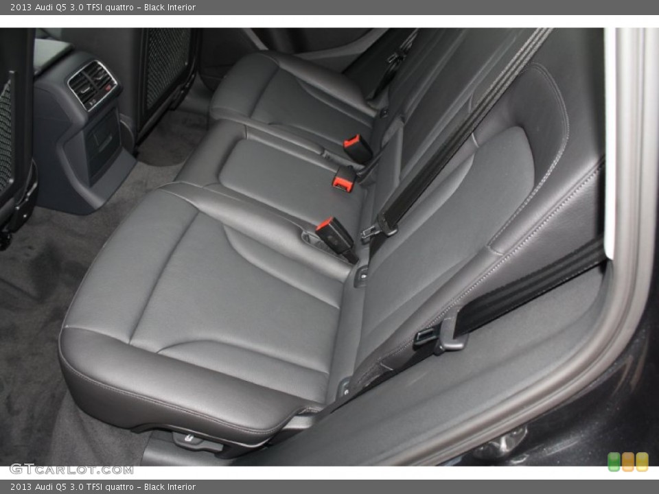 Black Interior Rear Seat for the 2013 Audi Q5 3.0 TFSI quattro #79117238