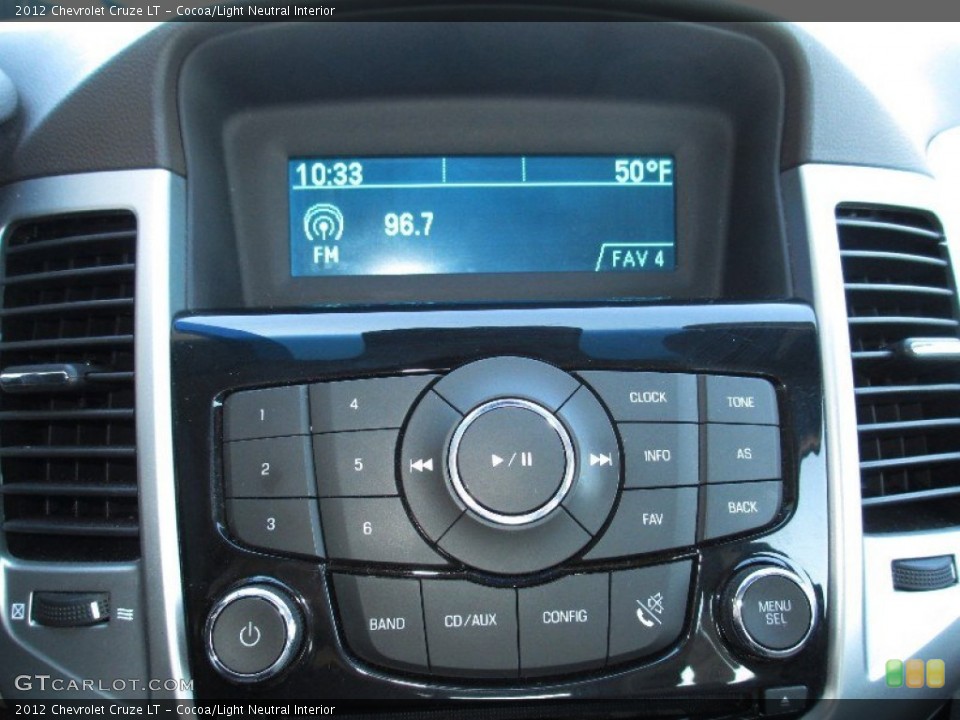 Cocoa/Light Neutral Interior Controls for the 2012 Chevrolet Cruze LT #79135667