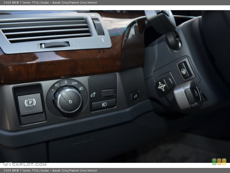 Basalt Grey/Flannel Grey Interior Controls for the 2006 BMW 7 Series 750Li Sedan #79136613