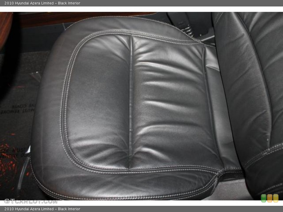 Black 2010 Hyundai Azera Interiors