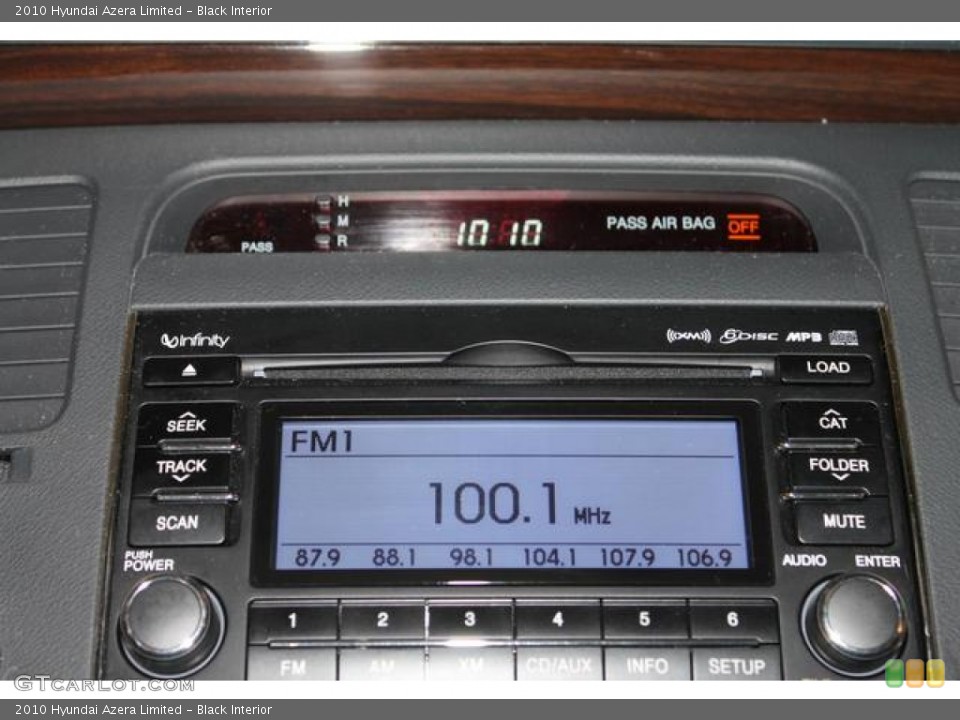 Black Interior Audio System for the 2010 Hyundai Azera Limited #79140891