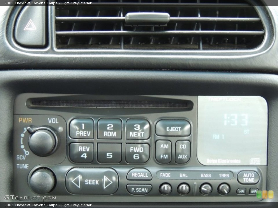 Light Gray Interior Audio System for the 2003 Chevrolet Corvette Coupe #79141881