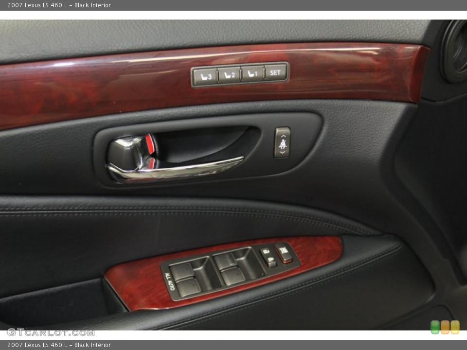 Black Interior Controls for the 2007 Lexus LS 460 L #79146555