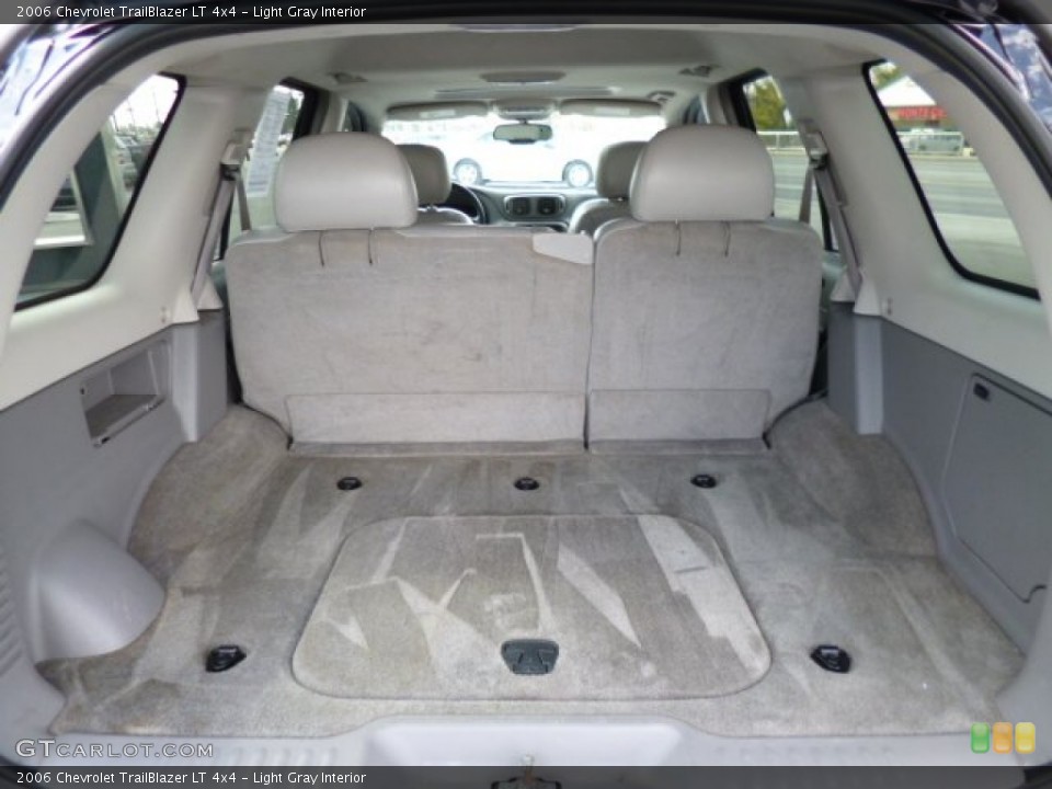 Light Gray Interior Trunk for the 2006 Chevrolet TrailBlazer LT 4x4 #79153827
