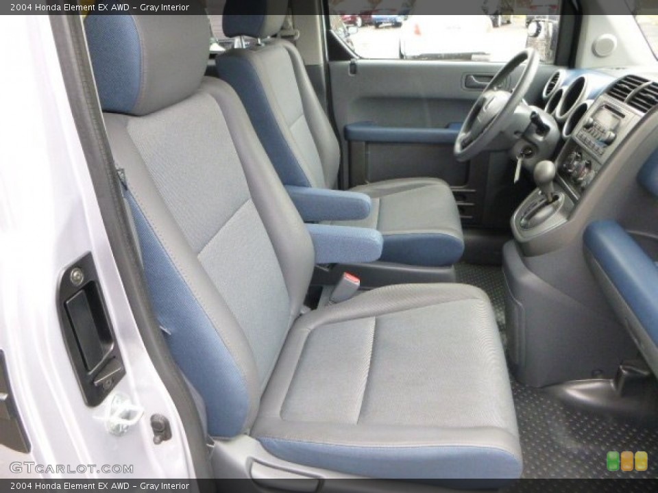 Gray Interior Photo for the 2004 Honda Element EX AWD #79166720