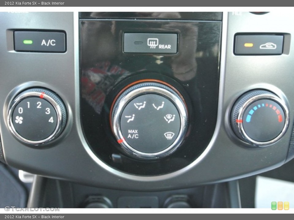 Black Interior Controls for the 2012 Kia Forte SX #79179371