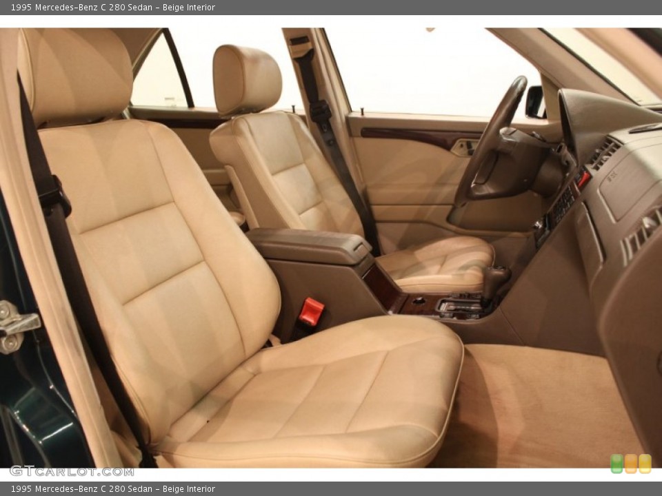 Beige Interior Photo for the 1995 Mercedes-Benz C 280 Sedan #79195363