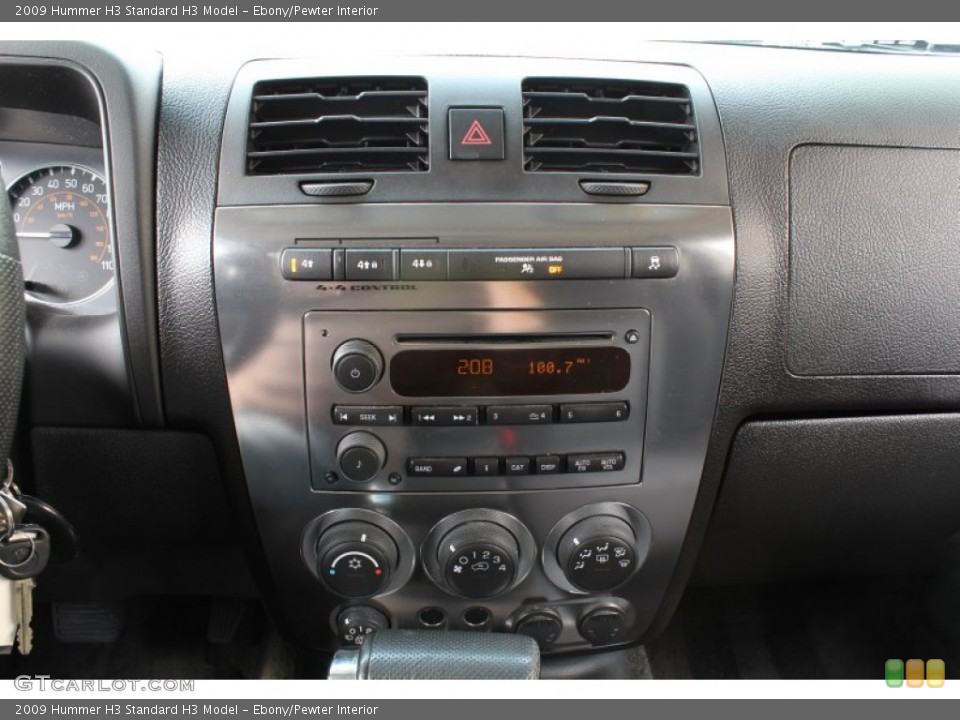 Ebony/Pewter Interior Controls for the 2009 Hummer H3  #79196201