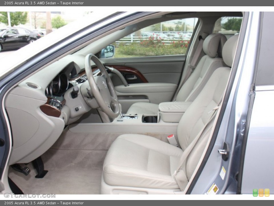 Taupe Interior Photo for the 2005 Acura RL 3.5 AWD Sedan #79214342