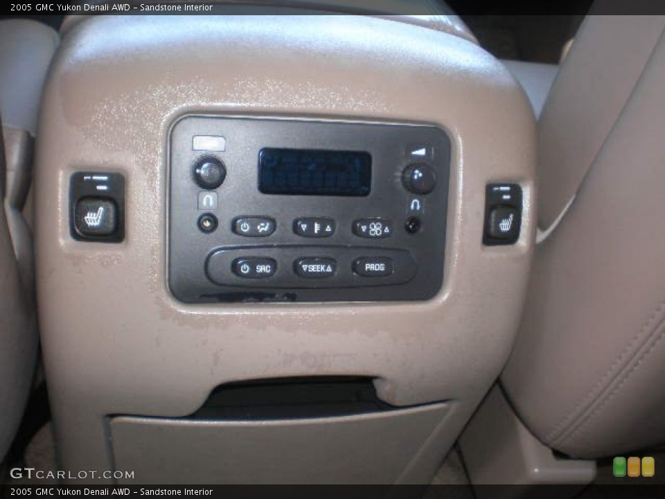 Sandstone Interior Controls for the 2005 GMC Yukon Denali AWD #79219904