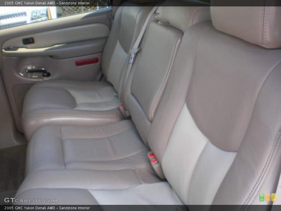 Sandstone Interior Rear Seat for the 2005 GMC Yukon Denali AWD #79220252