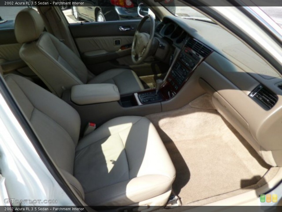 Parchment Interior Photo for the 2002 Acura RL 3.5 Sedan #79232114