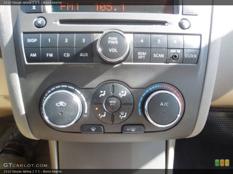 Blond Interior Controls for the 2010 Nissan Altima 2.5 S #79235596