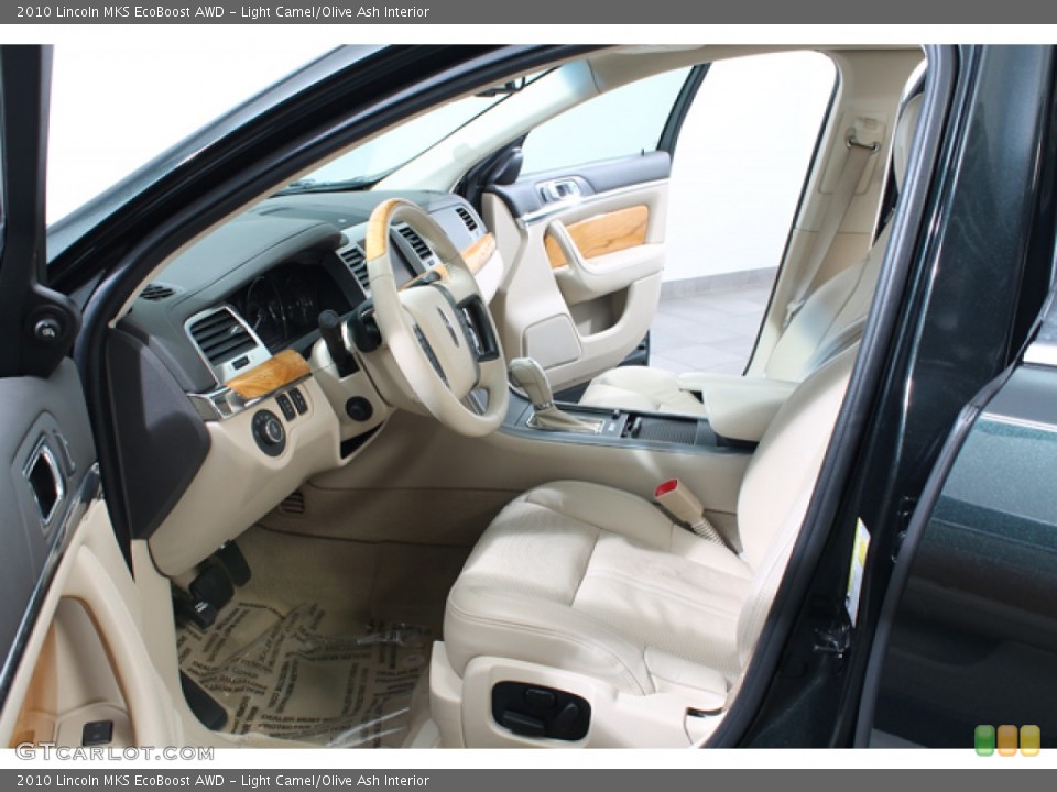 Light Camel/Olive Ash Interior Photo for the 2010 Lincoln MKS EcoBoost AWD #79240139