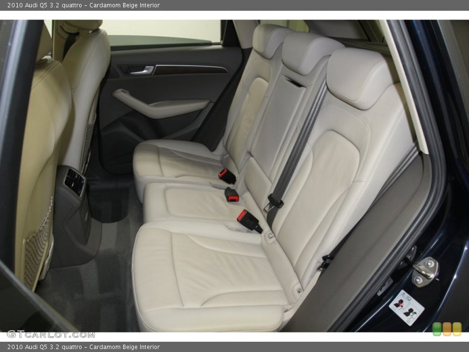 Cardamom Beige Interior Rear Seat for the 2010 Audi Q5 3.2 quattro #79240522