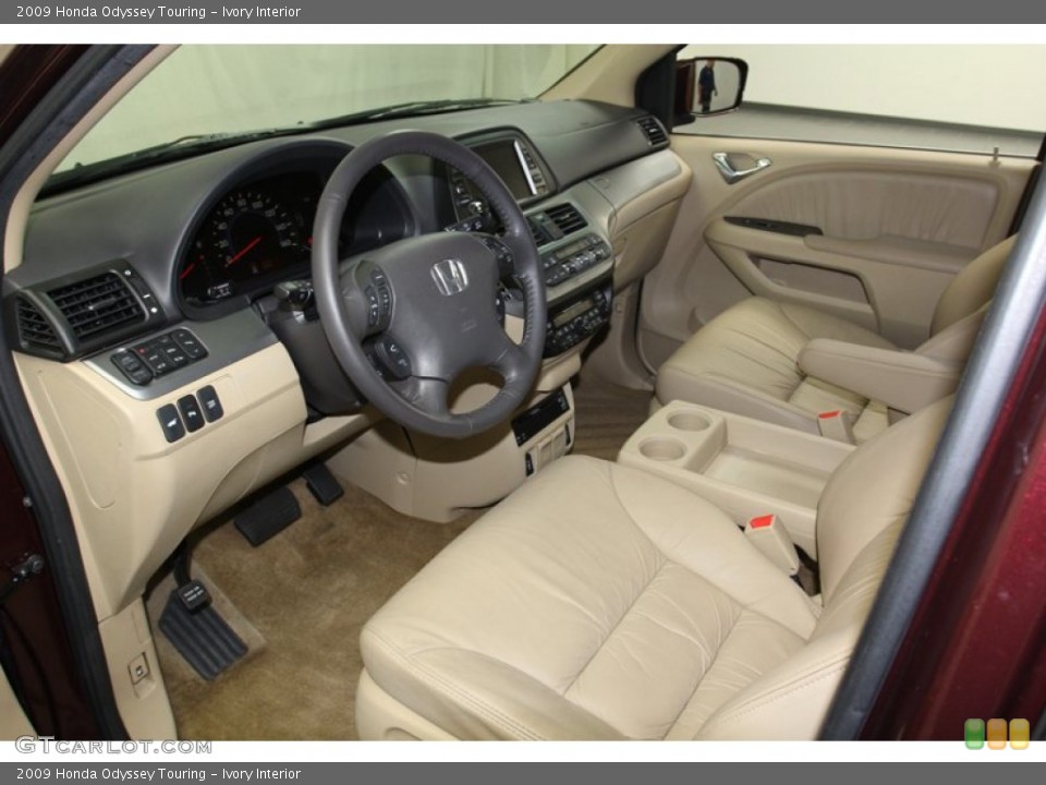 Ivory 2009 Honda Odyssey Interiors