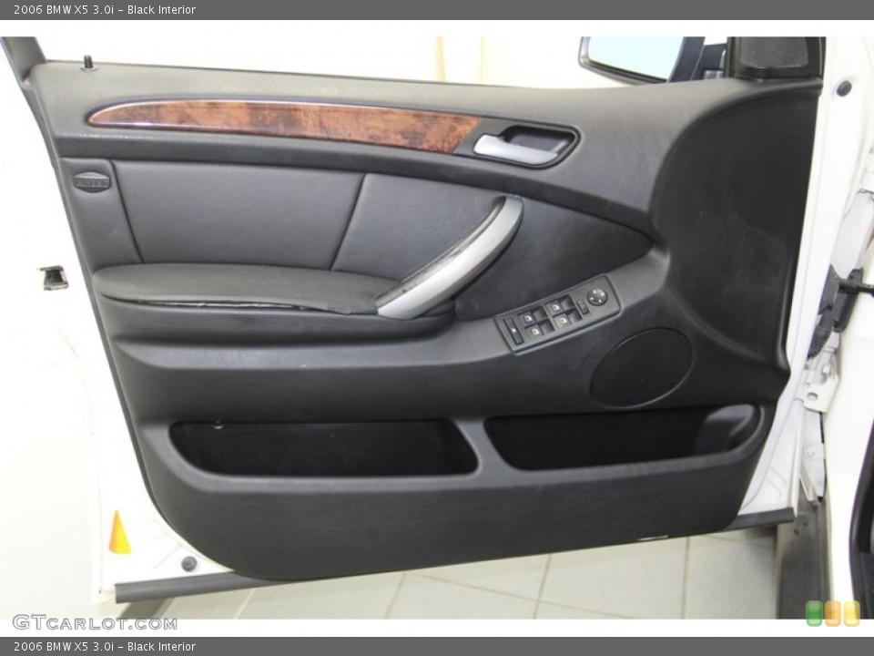 Black Interior Door Panel for the 2006 BMW X5 3.0i #79247797