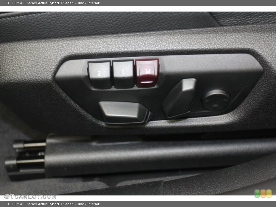 Black Interior Controls for the 2013 BMW 3 Series ActiveHybrid 3 Sedan #79274143
