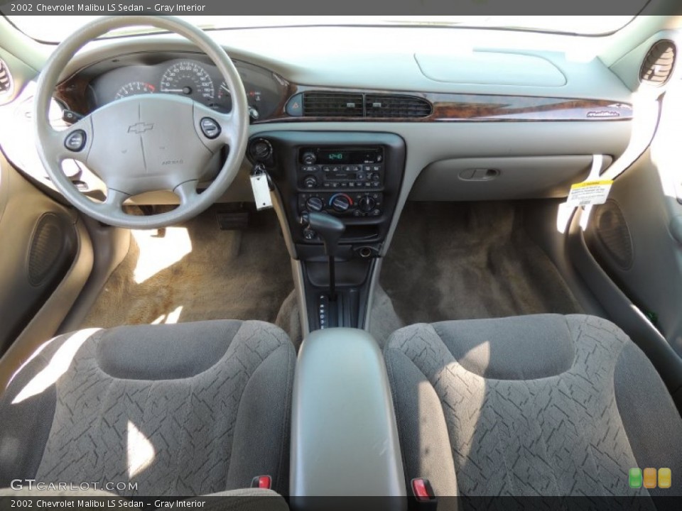 Gray Interior Dashboard for the 2002 Chevrolet Malibu LS Sedan #79298441