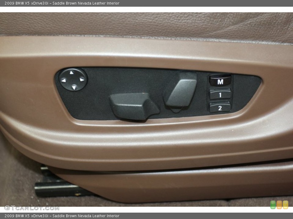 Saddle Brown Nevada Leather Interior Controls for the 2009 BMW X5 xDrive30i #79314677