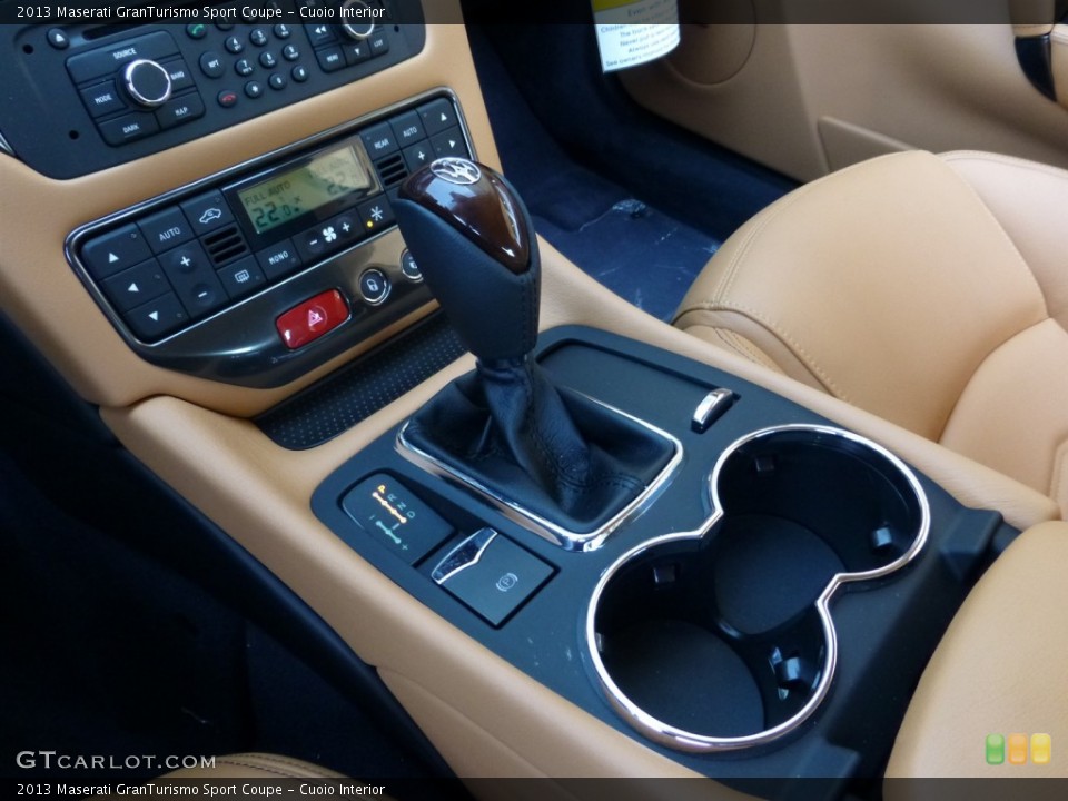Cuoio Interior Transmission for the 2013 Maserati GranTurismo Sport Coupe #79352105