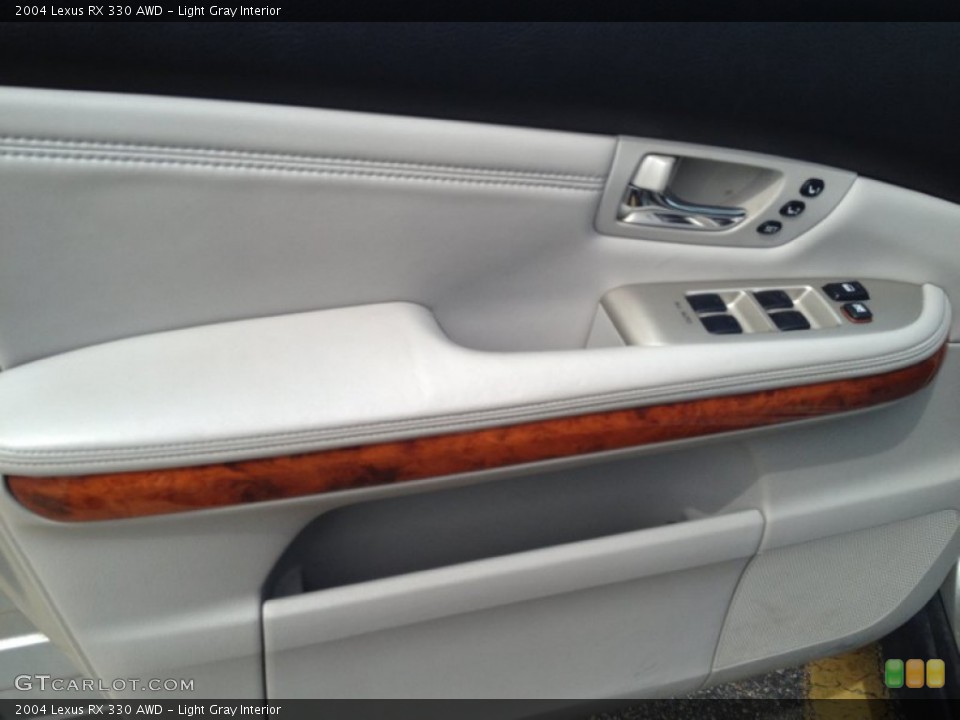 Light Gray Interior Door Panel for the 2004 Lexus RX 330 AWD #79364560