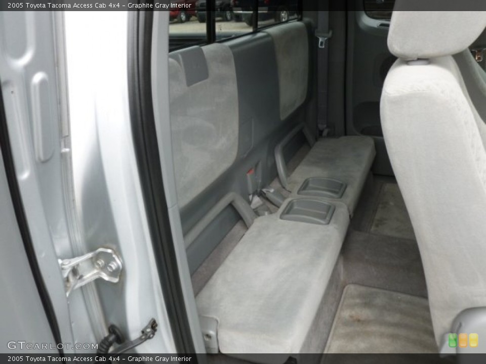 Graphite Gray Interior Rear Seat for the 2005 Toyota Tacoma Access Cab 4x4 #79376800